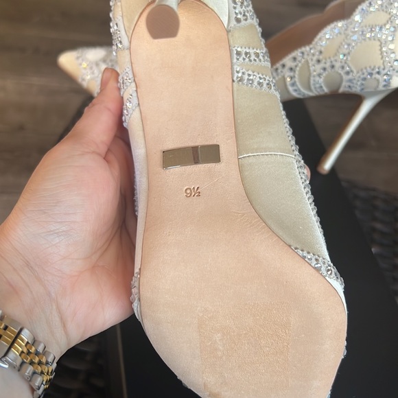 Badgley Mischka pointed toe pump 🤍size 9.5 NWB - Picture 4 of 5
